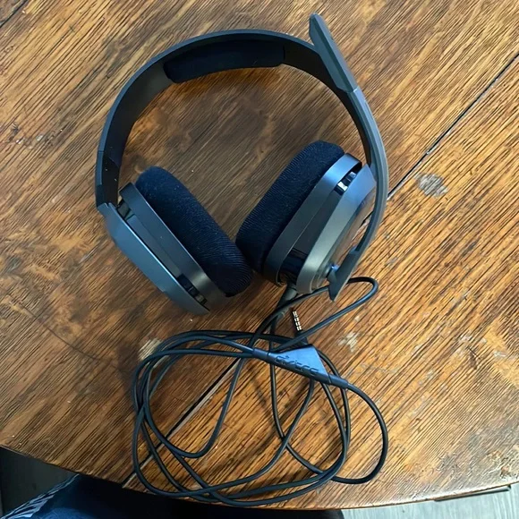 Astro A10 gaming headset Xbox