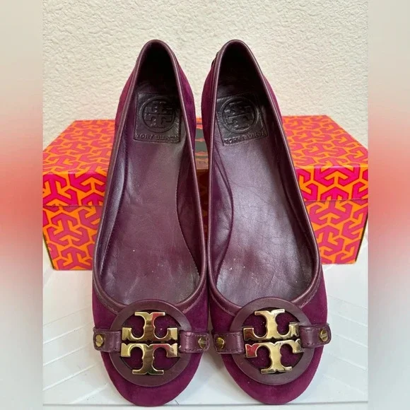 Tory Burch Aaden Flats in Red Wine