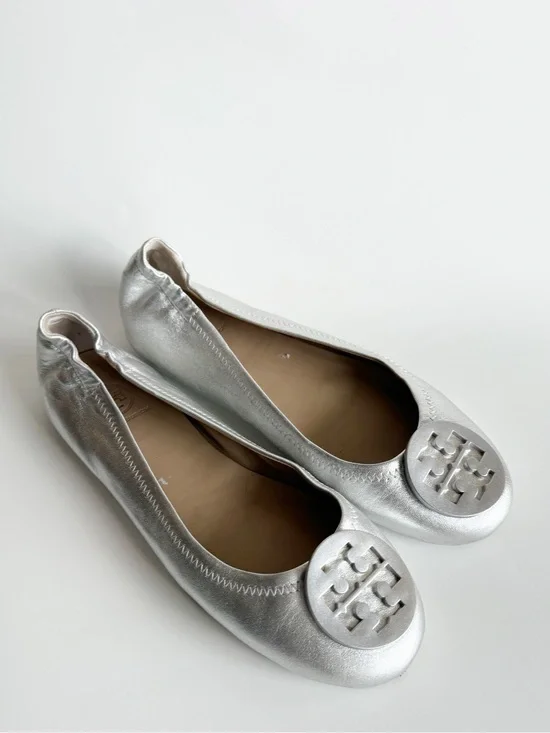 Tory Burch Minnie Sliver Ballet Flats Size 6.5