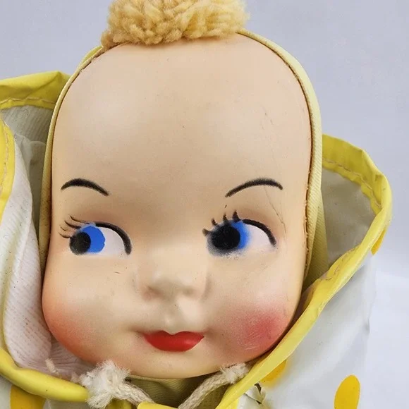 Vtg 1950s Baby Infant Bottle Warmer‎ Doll Face Insulated Vinyl 12 In zipper