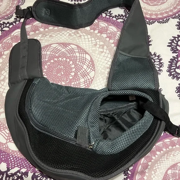 Source Unknown Gray Toy/Mini Pet Sling Carrier