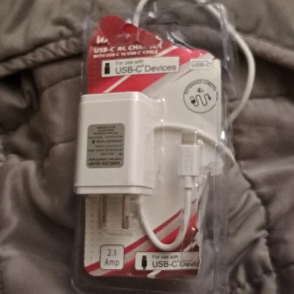 USB-C White Charger With cable cord