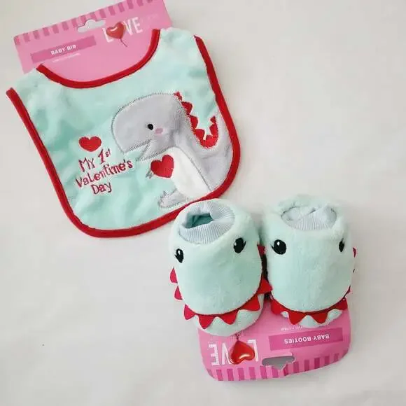New My First Valentines dino bib and booties