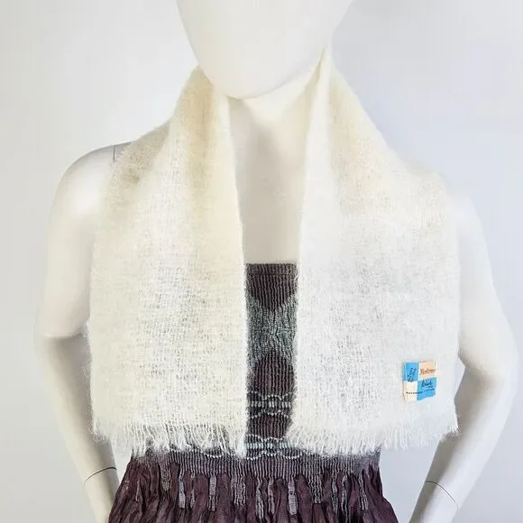 Vintage Montrose Hand Woven Mohair Wool Scotland Cream Short Neck Scarf Textured