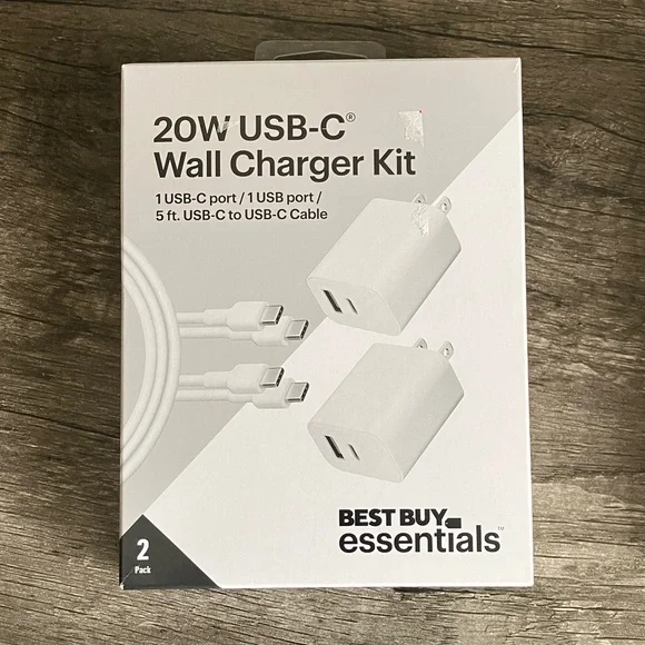 Best Buy Essentials 20W USB-C Wall Charger Kit