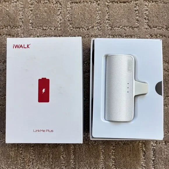 iWALK Portable Charger Power Bank Compatible iPhone 13/12/12 Pro Max/11 Pro/8