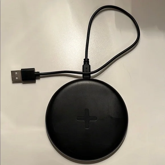Infinitive Black Wireless Charging Pad