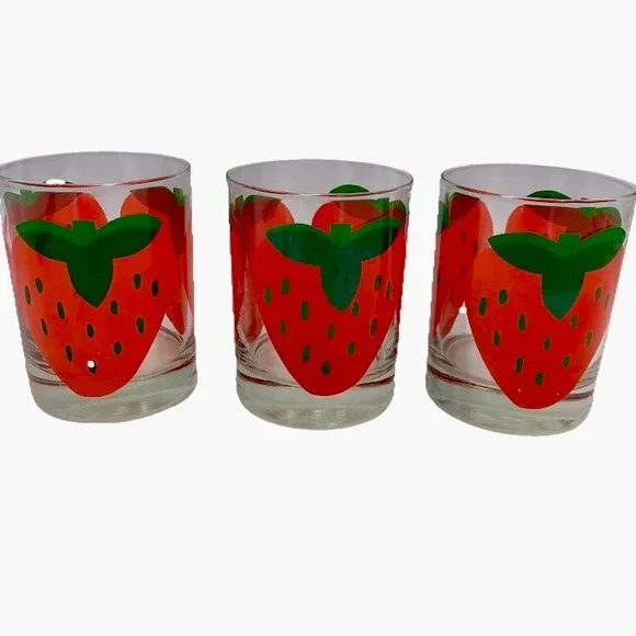 Vintage Indiana‎ Glass Strawberry Drinking Glasses Set of 3 Retro MCM Tumblers