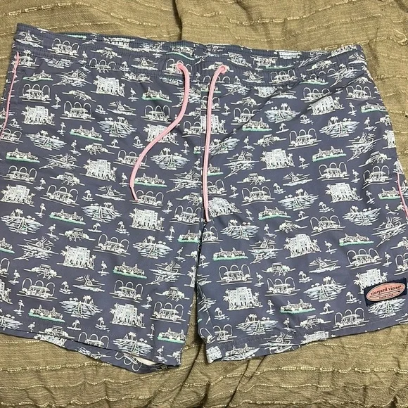 Vineyard Vines Men’s Medium Nautical Swim Trunks