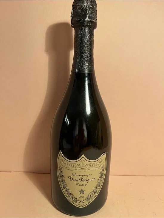 Dom Pérignon Vintage Champagne - Black Bottle with Gold Label ( DUMMY BOTTLE)🎩