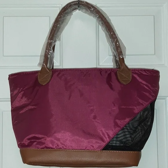 🐕Pet Carrier- New🐱Beautiful Color!