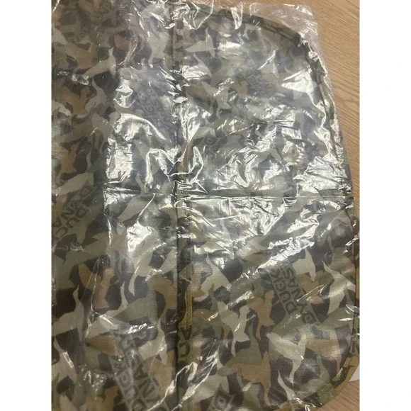 Duck‎ Dynasty Green Camo Coated Toddler Bib - New in Package Lot Of 3
