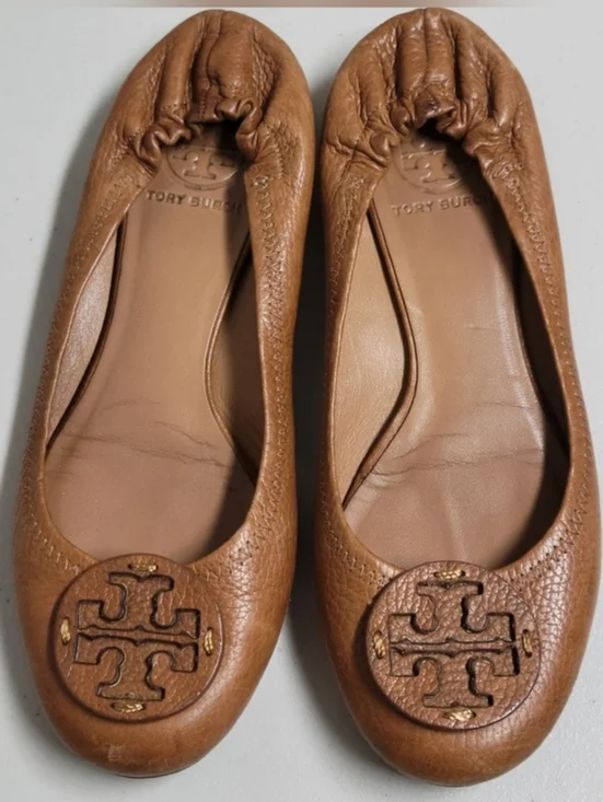 Tory Burch Reva Royal Tan Logo Ballet Flats Size 7M.