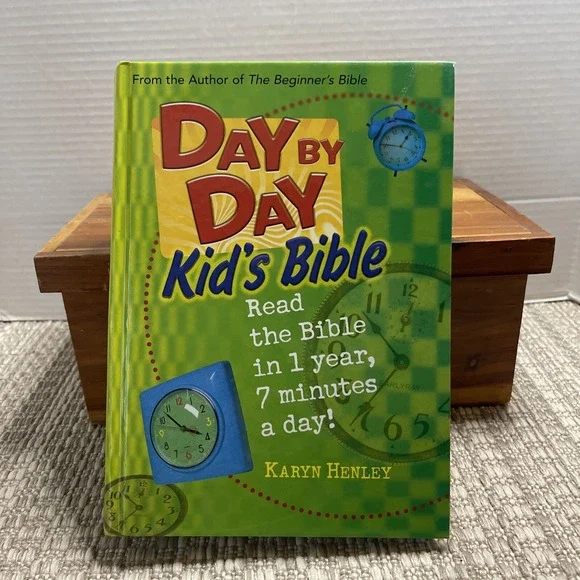 Day by Day Kid's Bible: The Bible for‎ Young Readers: By Karyn Henley