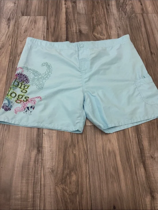 Big Dogs Light Blue Swim trunks Shorts with Paisley Accent L