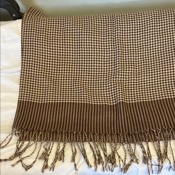 Pashmina Brown and Cream Houndstooth Scarf