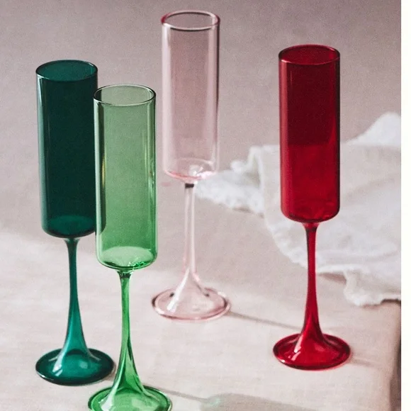 Red Morgan flutes Glasses set of 4 Rare⭐️