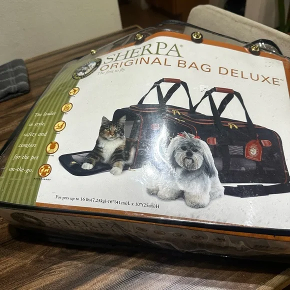 Original Deluxe Pet Carrier - Black