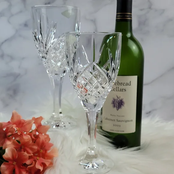SHANNON LEAD CRYSTAL WINE GLASS PAIR