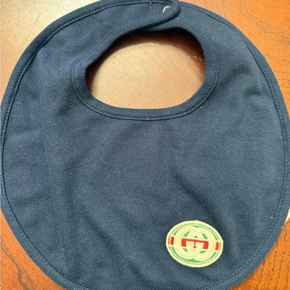 Brand new babies Gucci Dark Blue Bib with Gg Logo