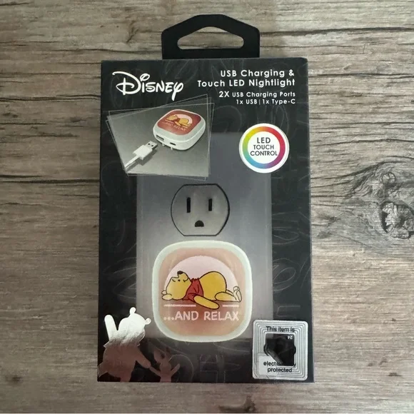 Disney Winnie the Pooh USB Charger & LED Nightlight - White