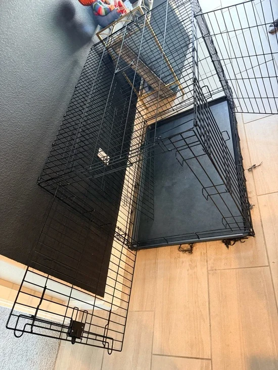 Black Foldable Wire Dog Crate with Removable Tray