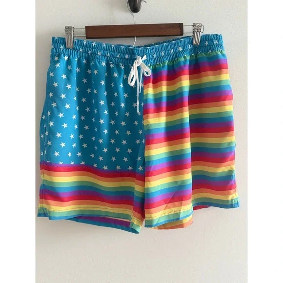 Chubbies Mens XL Swim Trunks Rainbow Stripes Stars Pride 5.5 Inch Inseam Blue