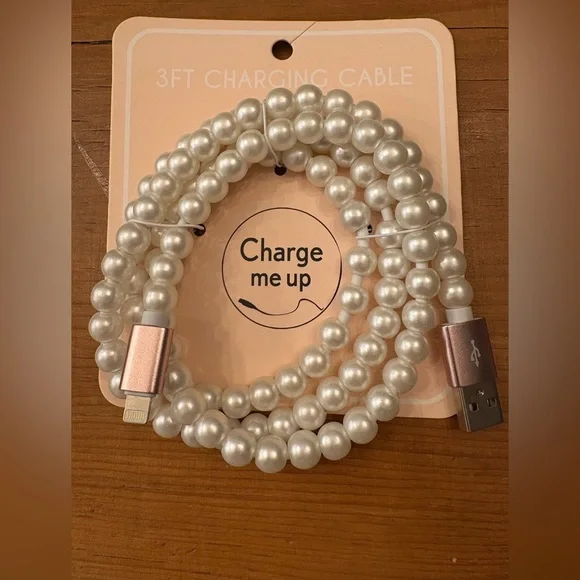 NWT iPhone Charger LIGHTNING White PEARLS 3.3’ 1 Meter Fun!!!