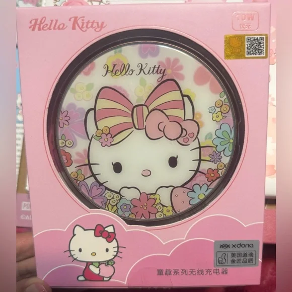 🆕 Hello Kitty Charging disc