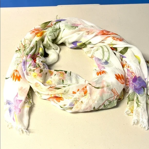 Floral Print Scarf - Multicolor