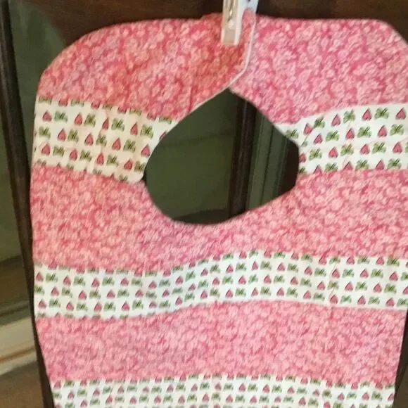 3/$25 or $12 ea. NWT Handmade Reversible Quilted Baby Bib
