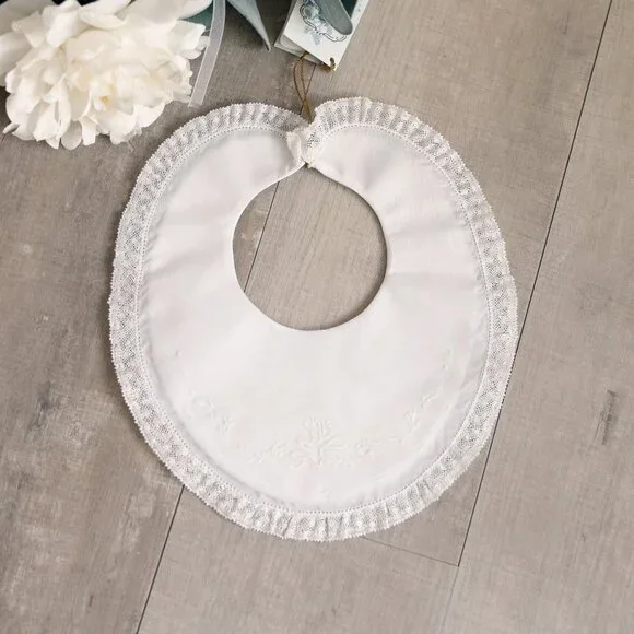 Feltman Brothers White Floral Bow Embroidered Lace Bib Baby Special Occasion NWT