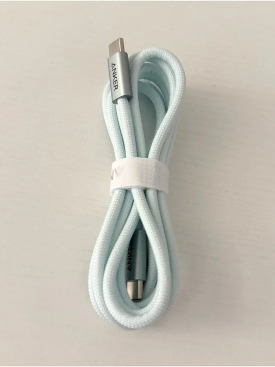 NEW anker usbc to usbc charging cord blue