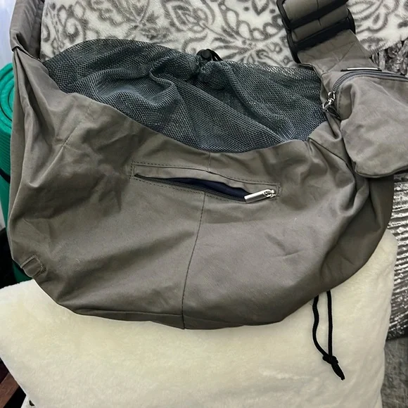 Pet crossbody bag