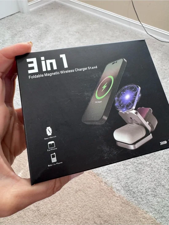 3 In 1 Wireless Charger Stand - Phone, Watch & Ear Phones / Foldable & Magnetic