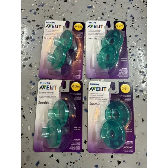NEW‎ LOT 8 Count Philips Avent Soothie 0-3m NICU Pacifiers BPA Free Green Baby