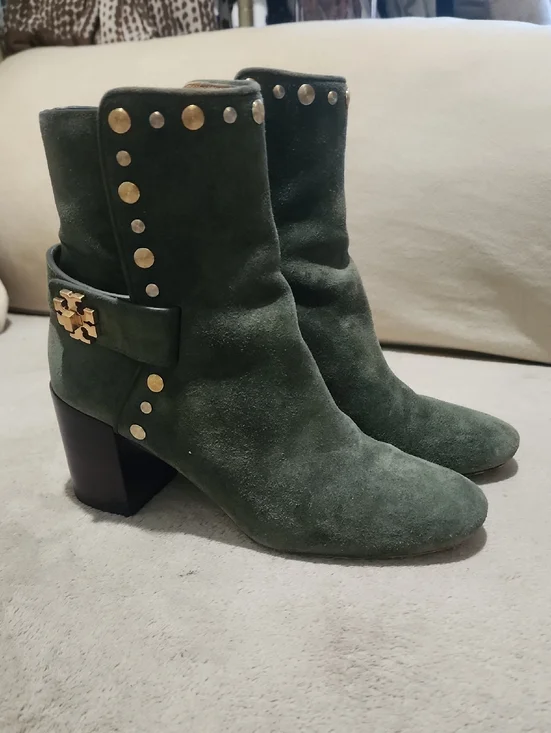 Tory Burch Kira 70mm Stud Suede Bootie in Olive Green
