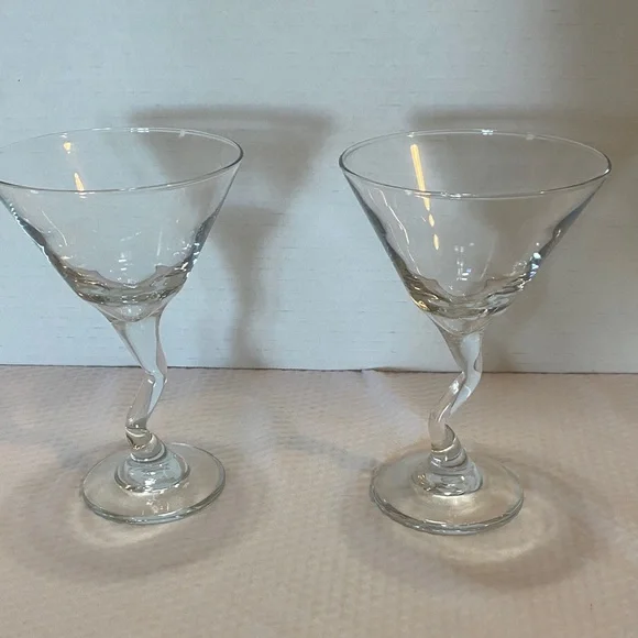 Pier 1 Clear Zig Zag Martini Glasses Set of 2