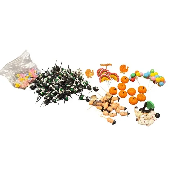 VTG Plastic Cake Toppers Cocktail Picks Lot Turkeys Pilgrims Pumpkins Bowling