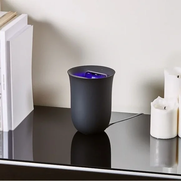 Wireless Sanitizing Charging Station Matte Black