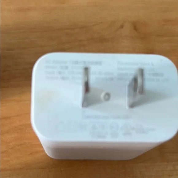 White USB -C (1/18)- (1/5) Watt Power Adapters