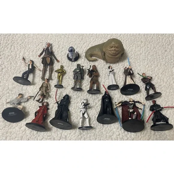 Lot Of 18 Disney Star Wars Figures Statues Cake Topper Base 4