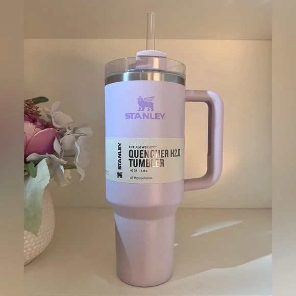 🎉LAST CHANCE🎉Stanley 40 oz. Quencher‎ H2.0 FlowState Tumbler Orchid
