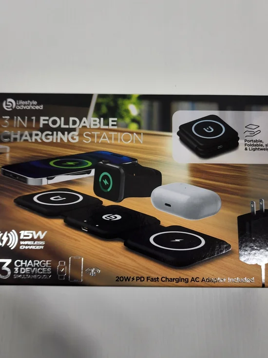 3-in-1 Foldable Wireless Charging Station - Black