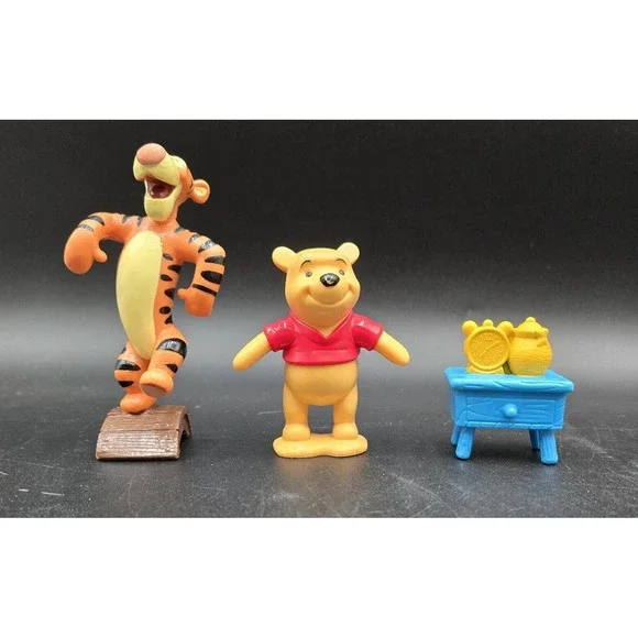Disney Vtg Winnie the Pooh PVC Cake Topper Abt 2+