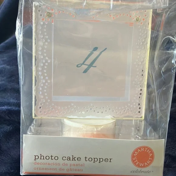 Martha‎ Stewart Celebrate Cake Topper