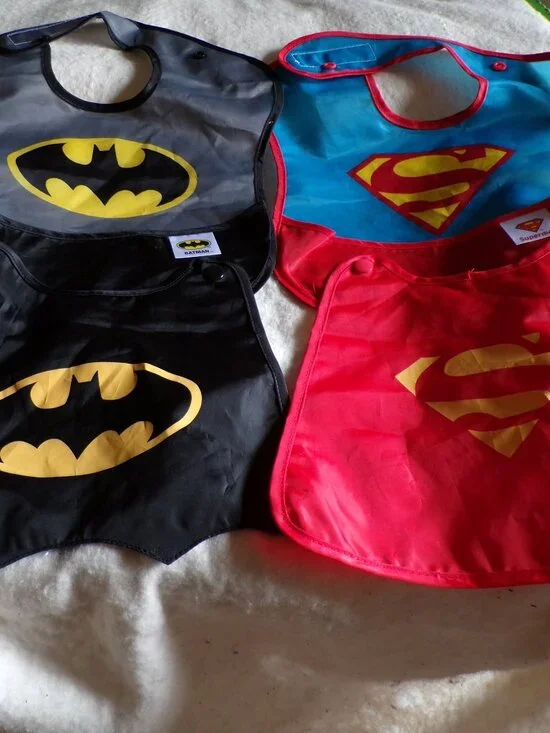 Bumkins DC Comics SuperBibs Batman and Superman Complete with Capes