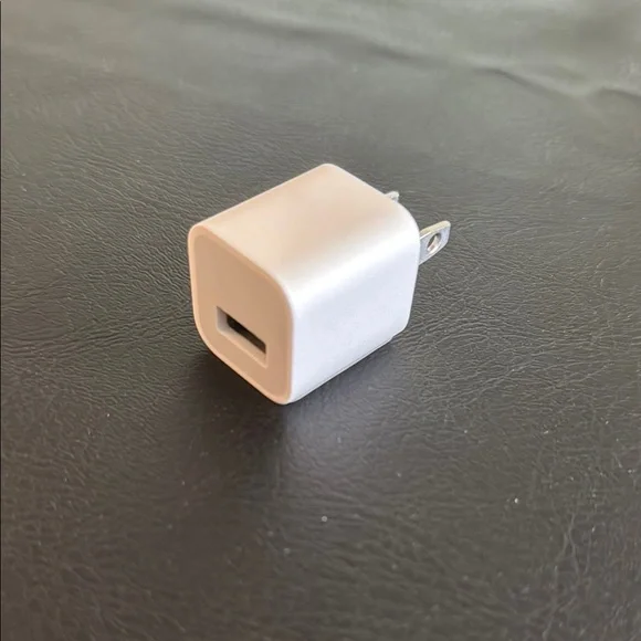 Apple White USB Charger Block