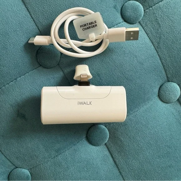 EUC iWalk small portable iPhone/iPad lightening charger
