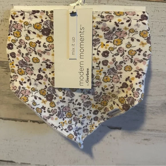 Baby Bib Bandana Flowers NEW